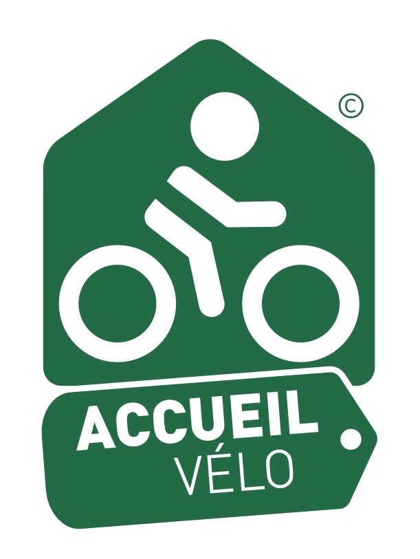 Accueil vélo Logo d'accueil vélo avec un cycliste, en vert et blanc.